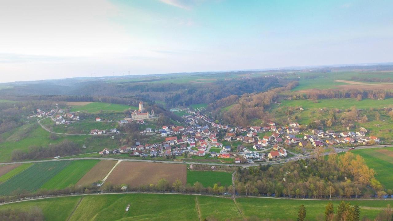 Landgasthof Falken Huttlingen Eksteriør bilde
