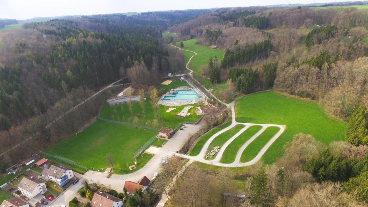 Landgasthof Falken Huttlingen Eksteriør bilde